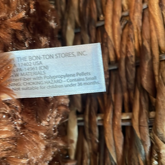 2 Plush Bears Stuffed Animal BonTon Stores Brand Christmas snowflake scarf - Picture 4 of 5